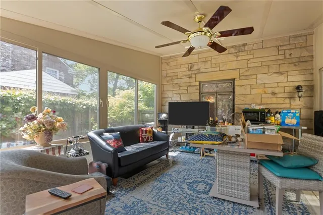 $1,325,000 | 694 Valleyview Road, Pittsburgh, PA 15243