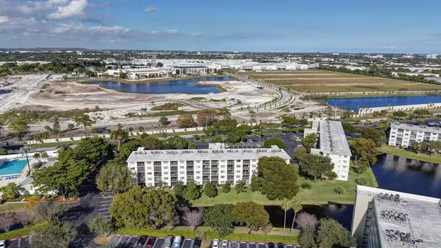 $228,998 | 2230 North Cypress Bend Drive, Unit 108, Pompano Beach, FL 33069