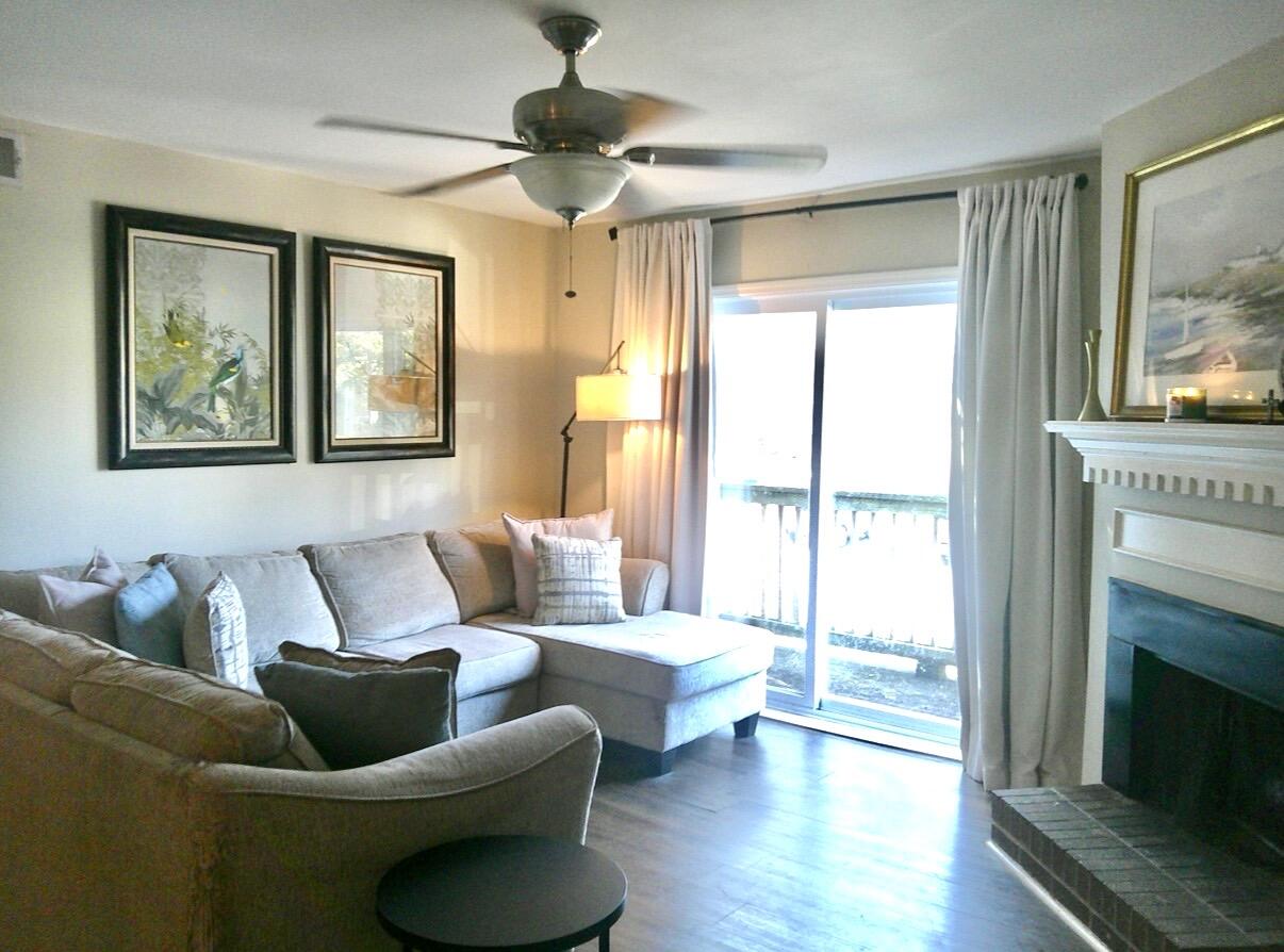 1402 Camp Road, Unit 15E Charleston, SC 29412 - Photo 9 of 20 Living