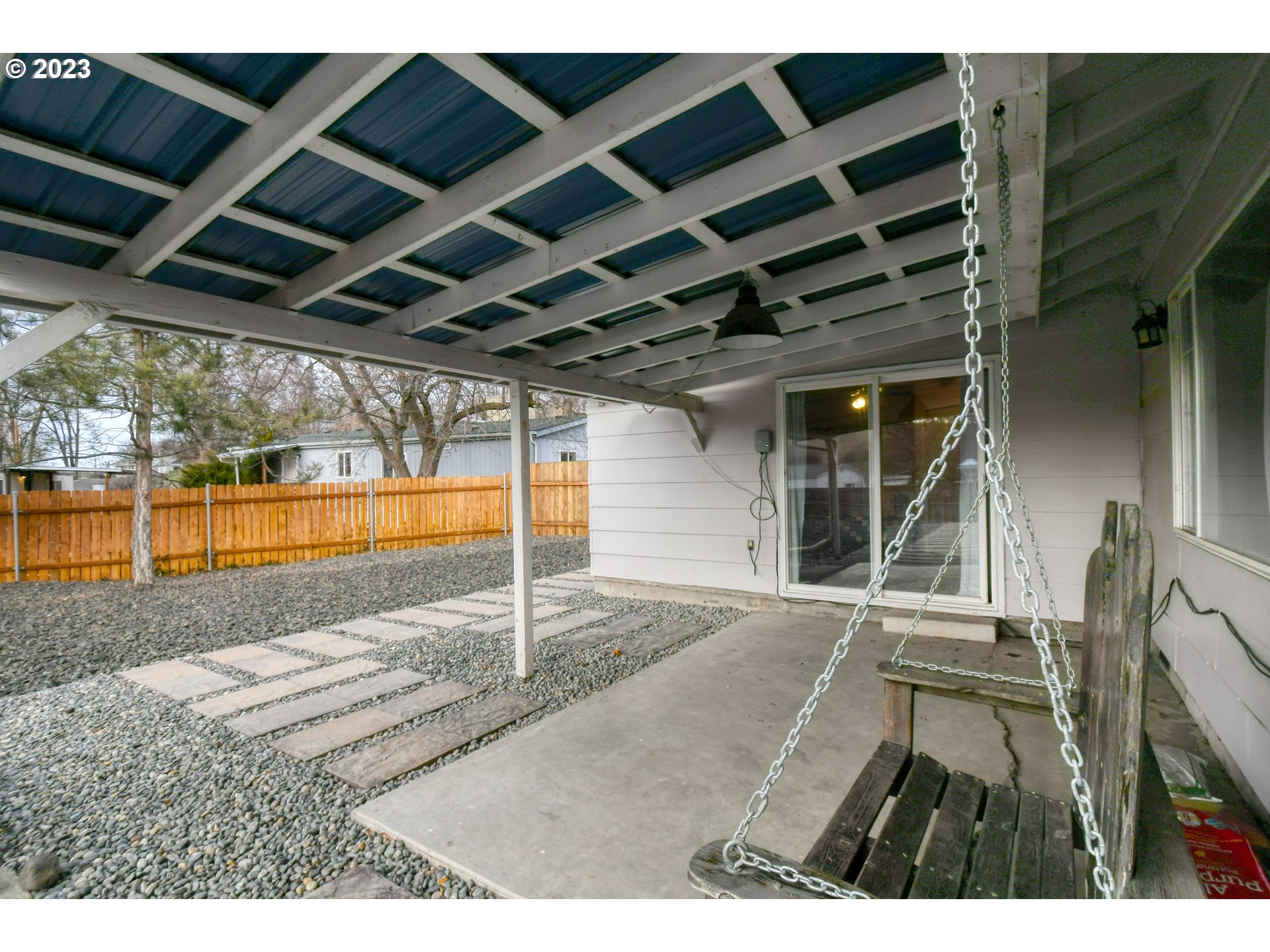 1522 Southwest 40th Place Pendleton, OR 97801 - Photo 27 of 32 a view of a backyard of a house
