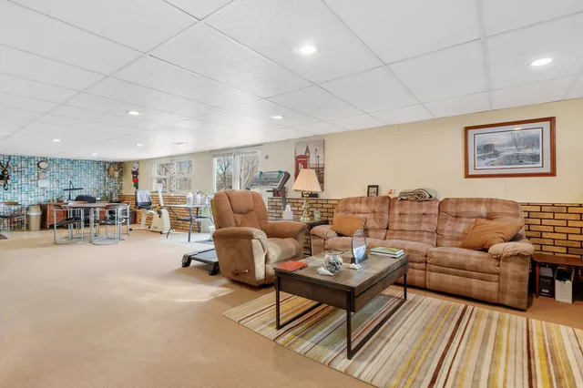 $519,900 | 120 Apple Avenue, Lemont, IL 60439