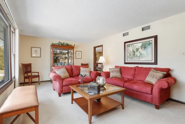 $519,900 | 120 Apple Avenue, Lemont, IL 60439