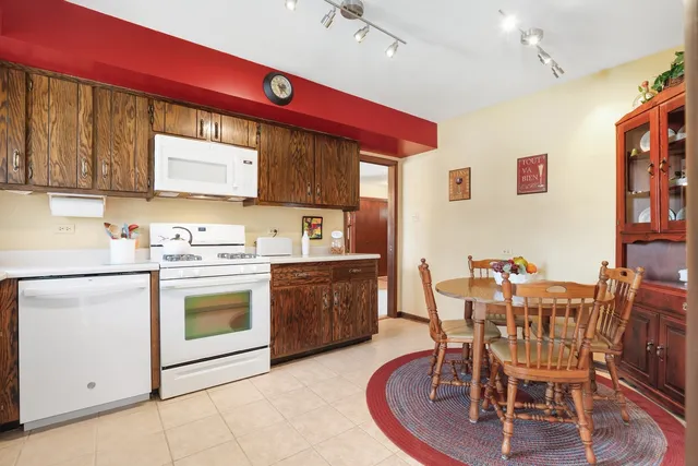 $519,900 | 120 Apple Avenue, Lemont, IL 60439