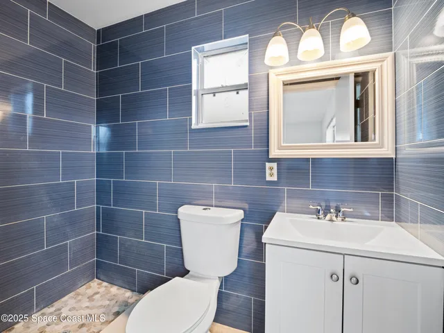 $1,900 | 905 Lisa Drive, Titusville, FL 32780