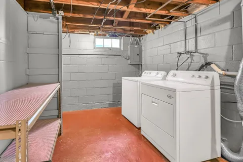 $240,000 | 5648 North Dexter Avenue, Glendale, WI 53209