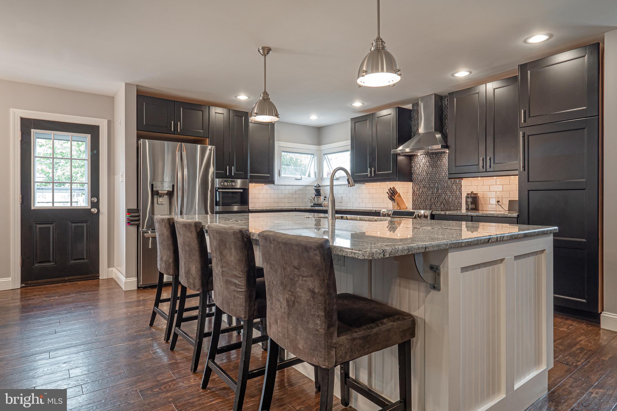 446 Foster Drive Springfield, PA 19064 - Photo 7 of 54