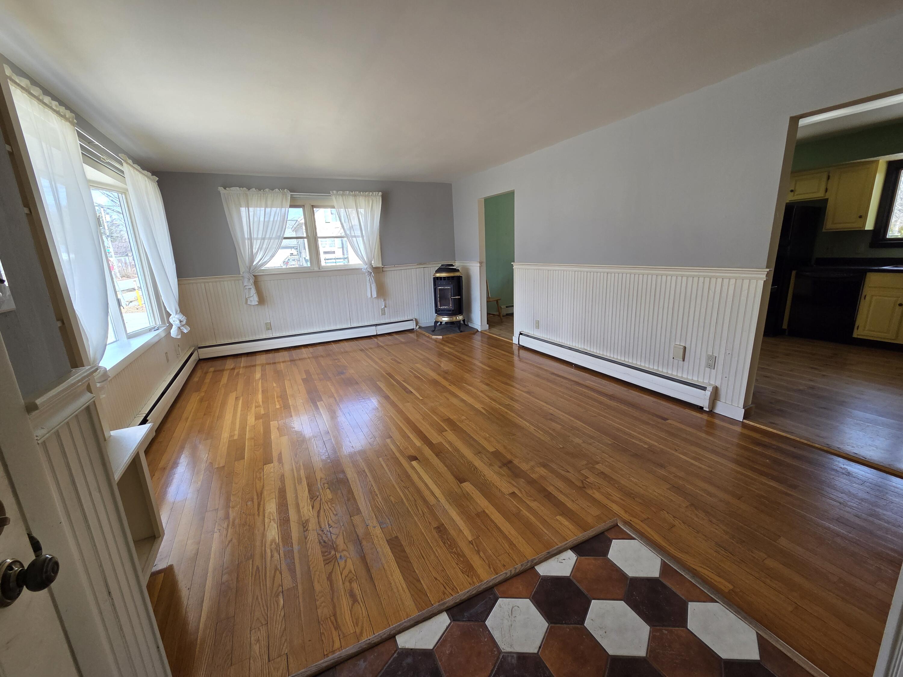 277 Pearl Street Bangor, ME 04401 - Photo 12 of 48 20260402_120925