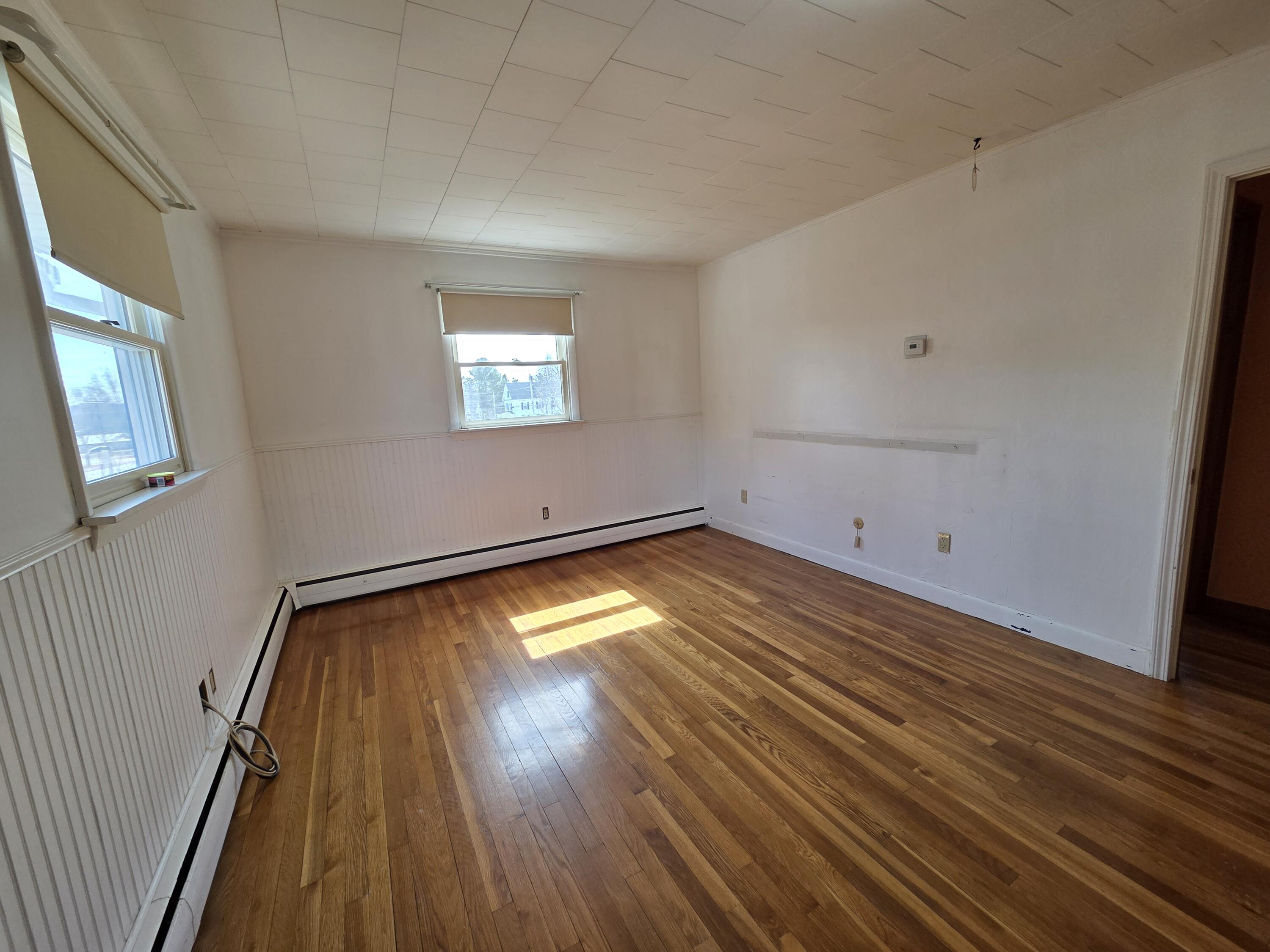 277 Pearl Street Bangor, ME 04401 - Photo 21 of 48 20260402_121924