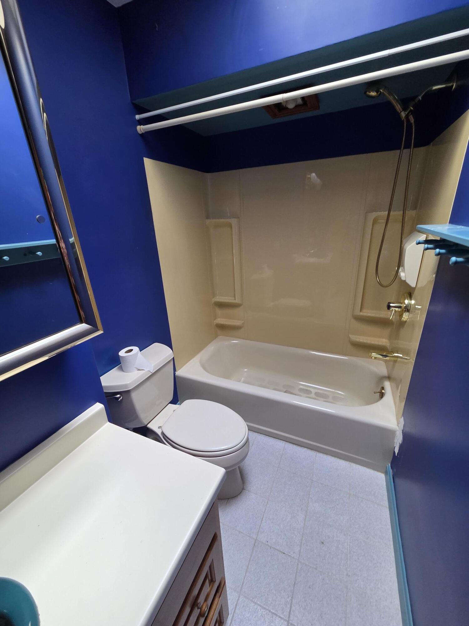 277 Pearl Street Bangor, ME 04401 - Photo 29 of 48 20260402_121740