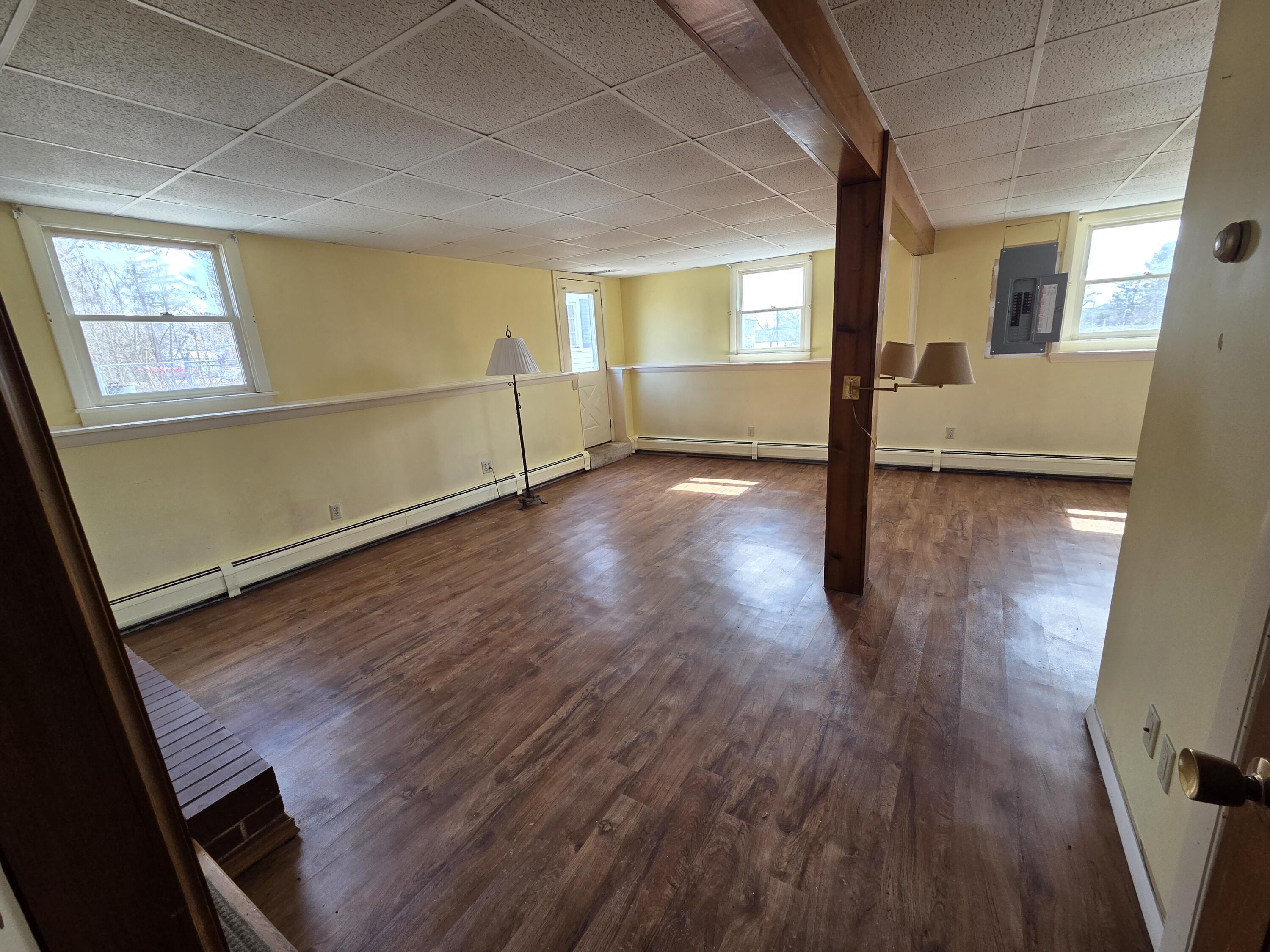 277 Pearl Street Bangor, ME 04401 - Photo 39 of 48 20260402_121608