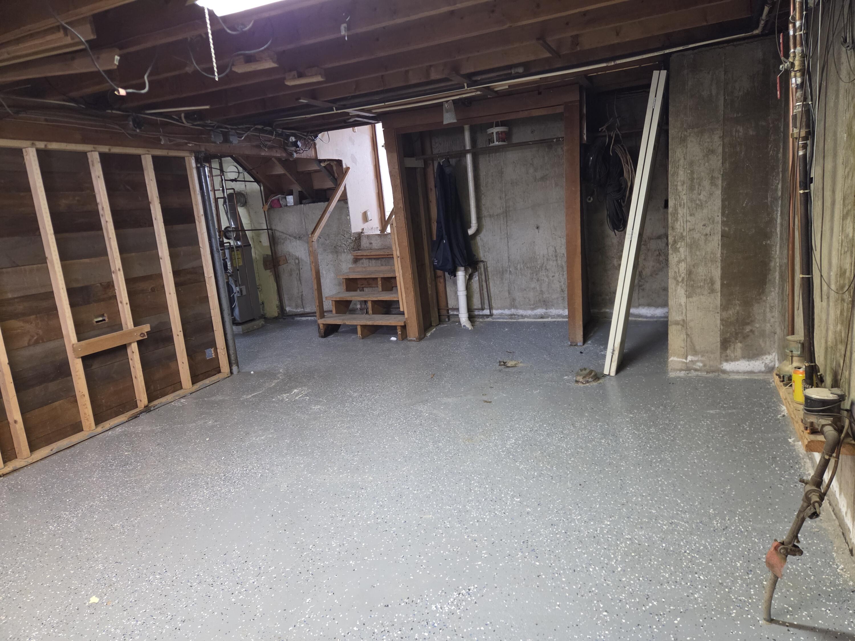 277 Pearl Street Bangor, ME 04401 - Photo 47 of 48 20260402_121450