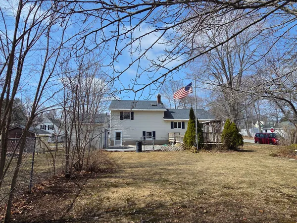 $319,000 | 277 Pearl Street, Bangor, ME 04401