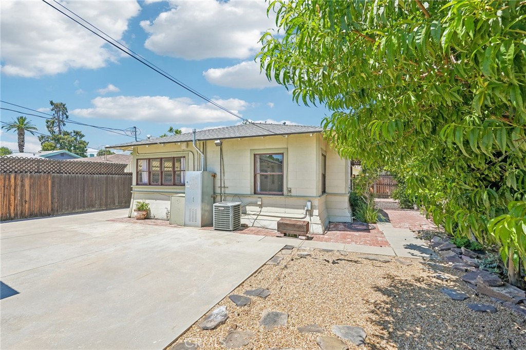 4158 Highland Place Riverside, CA 92506 - Photo 28 of 36
