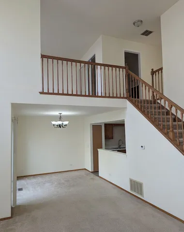 $2,400 | 119 Thistle Court, Schaumburg, IL 60107