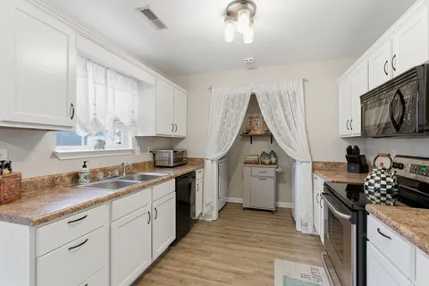 $365,000 | 101 Jessikas Place, Dickson, TN 37055