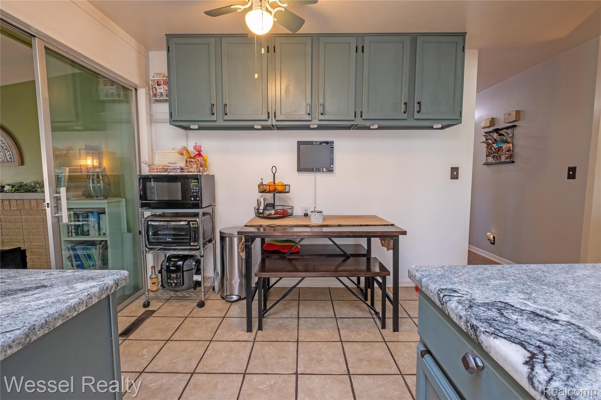 235 Pleasant Street Romeo, MI 48065 - Photo 11 of 36 Pleasant-121.jpg