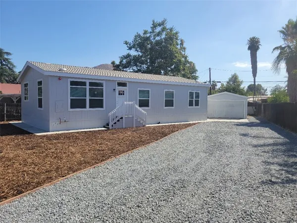 $489,000 | 26113 Naumann Avenue, Homeland, CA 92548