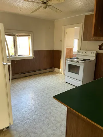 $99,900 | 165 Oxford Avenue, Rumford, ME 04276