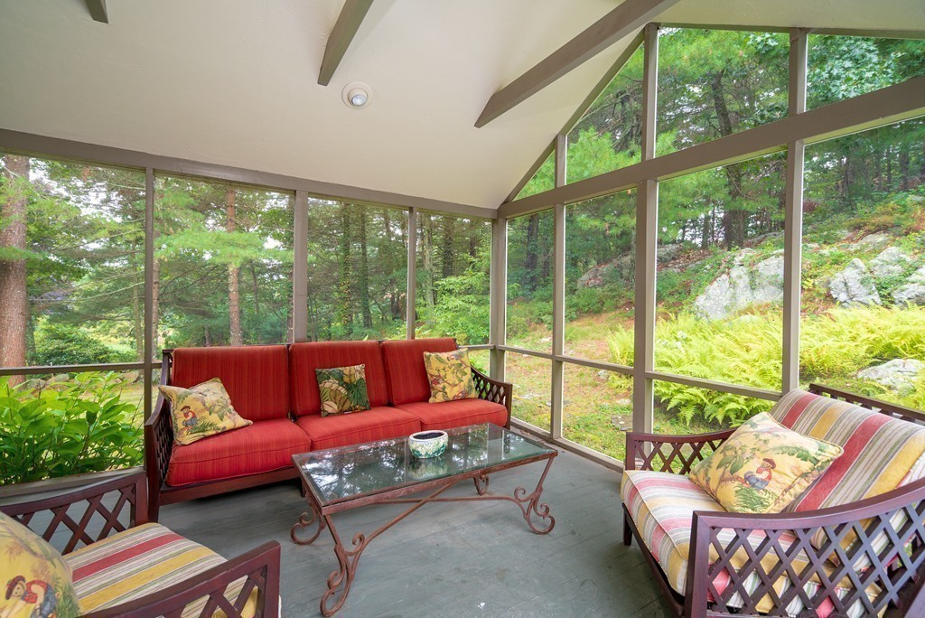 453 Dover Road Westwood, MA 02090 - Photo 21 of 22 Gallery Image 21