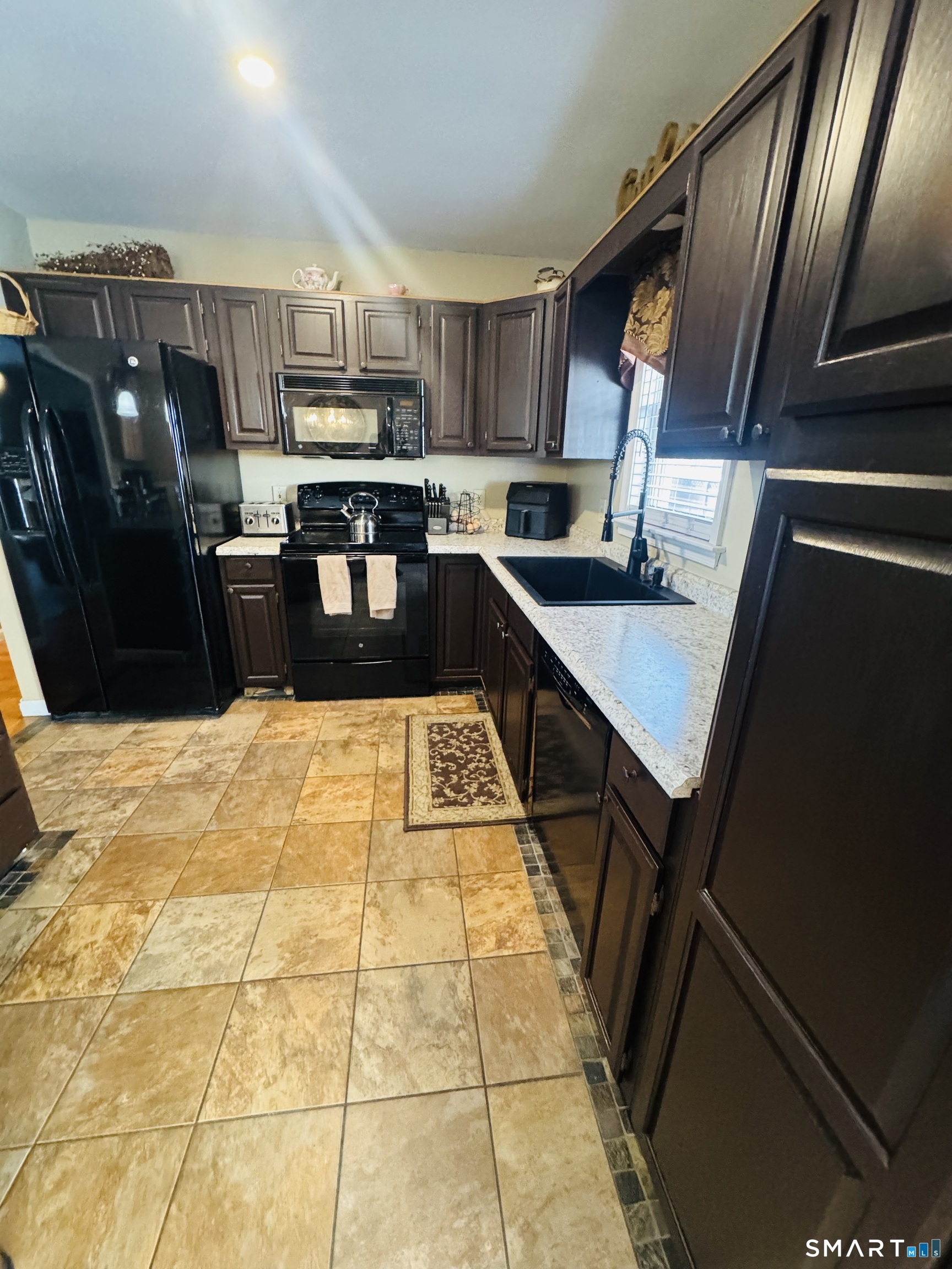 150 Searles Road Pomfret, CT 06259 - Photo 12 of 27