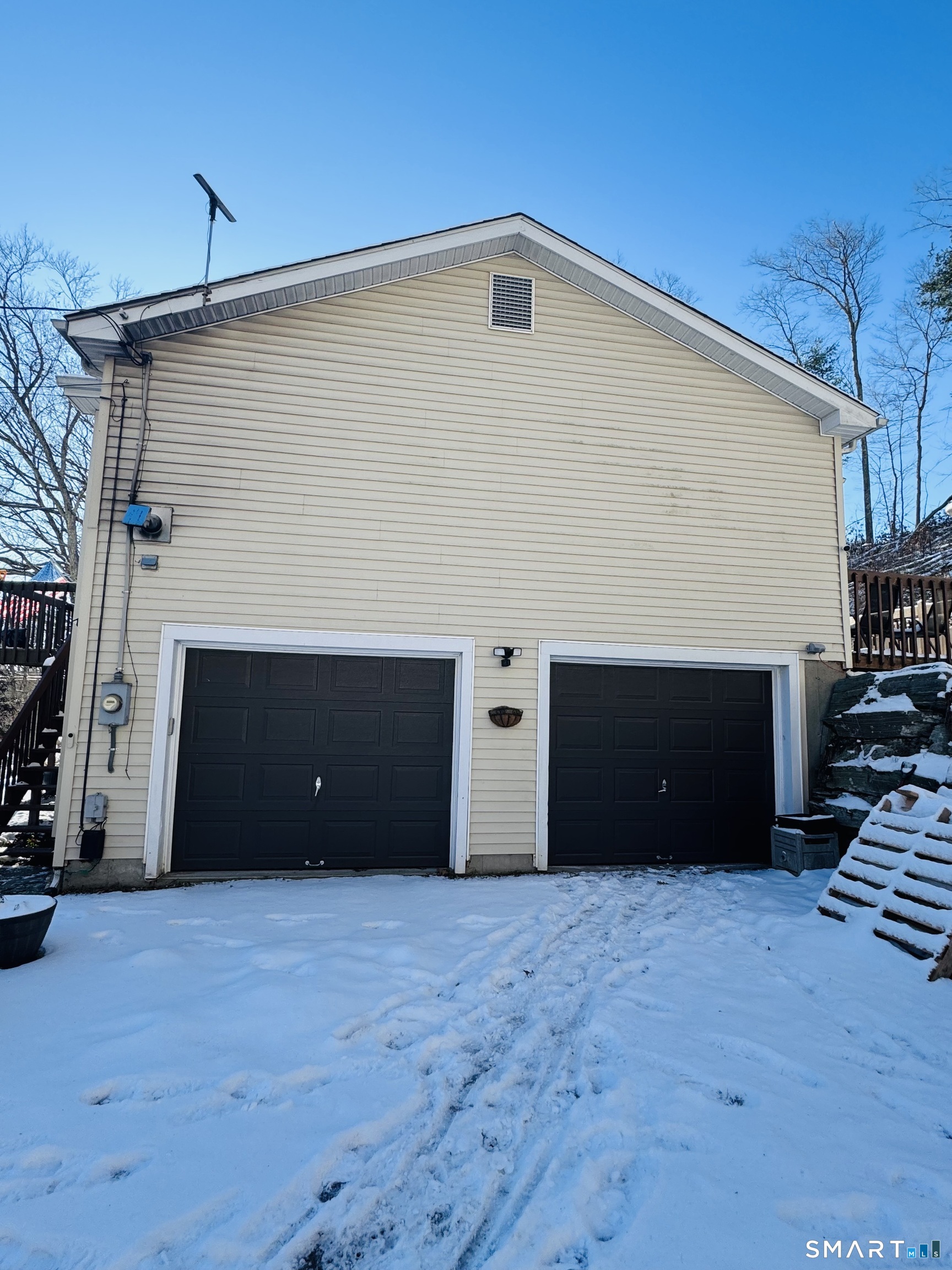 150 Searles Road Pomfret, CT 06259 - Photo 2 of 27