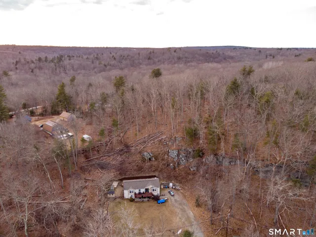 $359,900 | 150 Searles Road, Pomfret, CT 06259