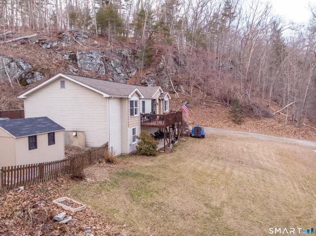 $359,900 | 150 Searles Road, Pomfret, CT 06259