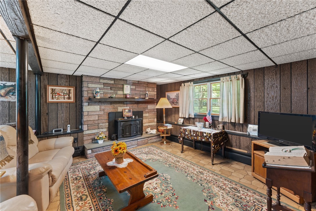206 Rocky Hill Road Scituate, RI 02857 - Photo 13 of 40