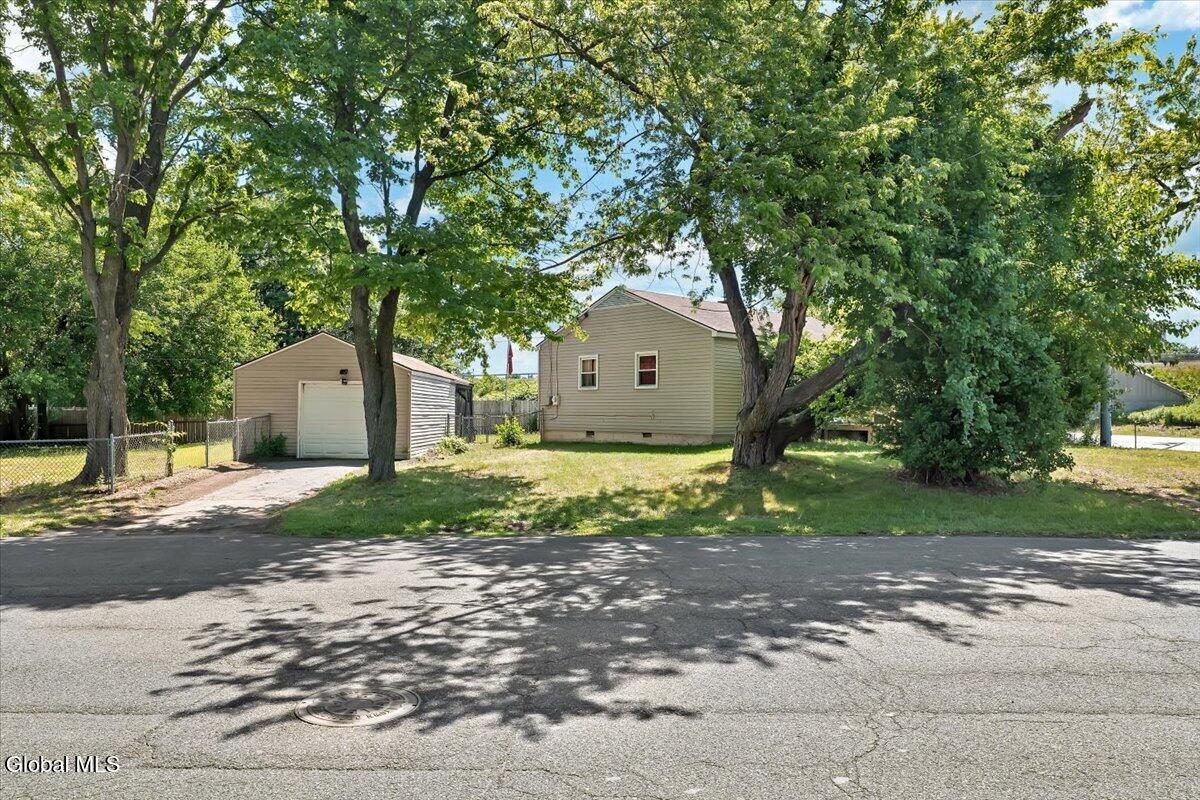 713 Watervliet Shaker Road Colonie, NY 12110 - Photo 16 of 23 16-713 Watervliet Shaker Rd-16