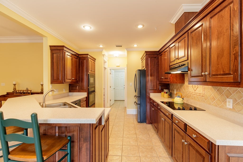 4456 Plantation Crest Road Valdosta, GA 31602 - Photo 7 of 33 Gallery Image 7