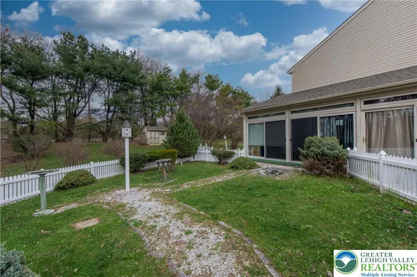 $439,900 | 553 Wild Mint Lane, Allentown, PA 18104