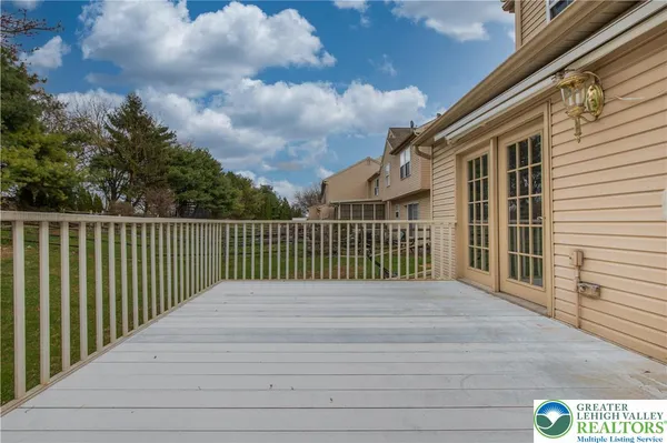 $439,900 | 553 Wild Mint Lane, Allentown, PA 18104