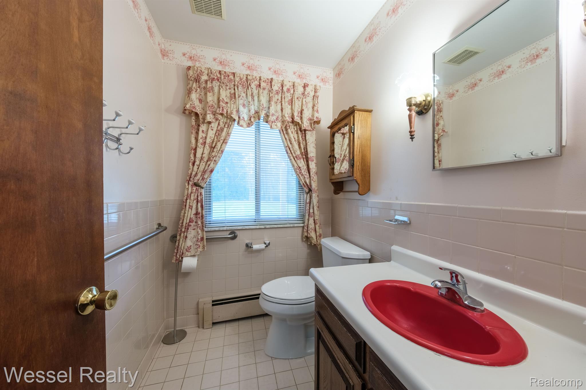 855 Townsend Road Leonard, MI 48367 - Photo 19 of 39 Gallery Image 19