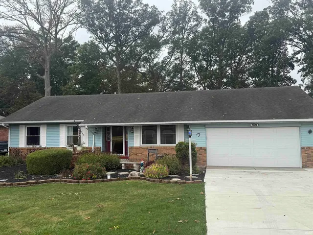 $245,000 | 1420 County Rd N 100 East, Hartford City, IN 47348