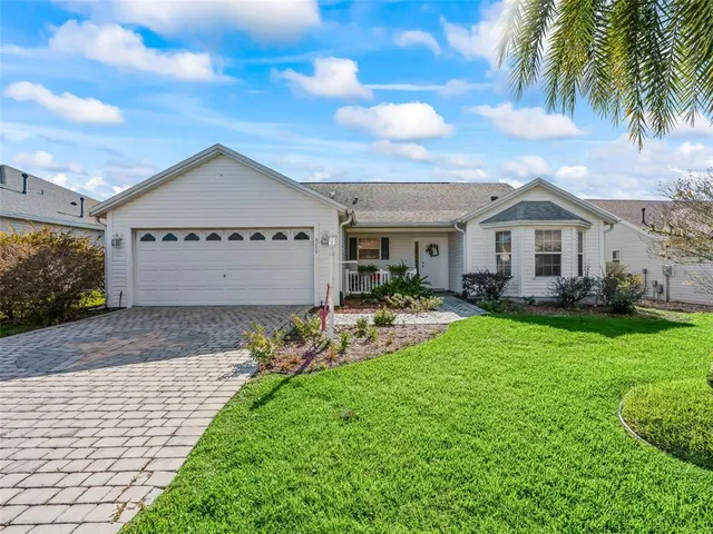 $359,000 | 9239 Southeast 171st Cooper Loop, The Villages, FL 32162