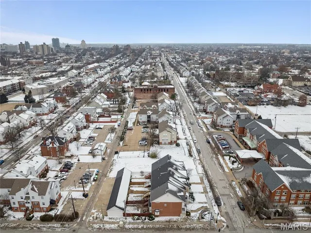 $150,000 | 3910 Olive Street, St. Louis, MO 63108