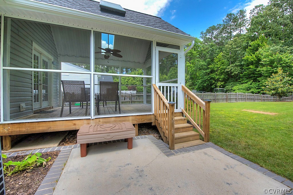 2533 London Road Henrico, VA 23233 - Photo 30 of 35 a view of outdoor space with seating area