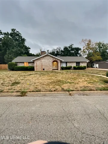 $1,845 | 2 Villa Cove Drive, Gulfport, MS 39507