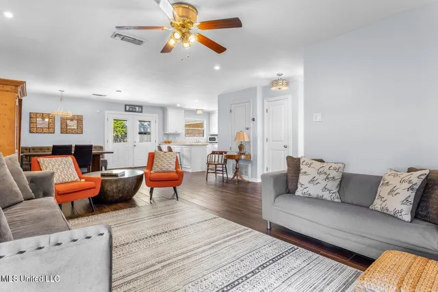 $1,845 | 2 Villa Cove Drive, Gulfport, MS 39507