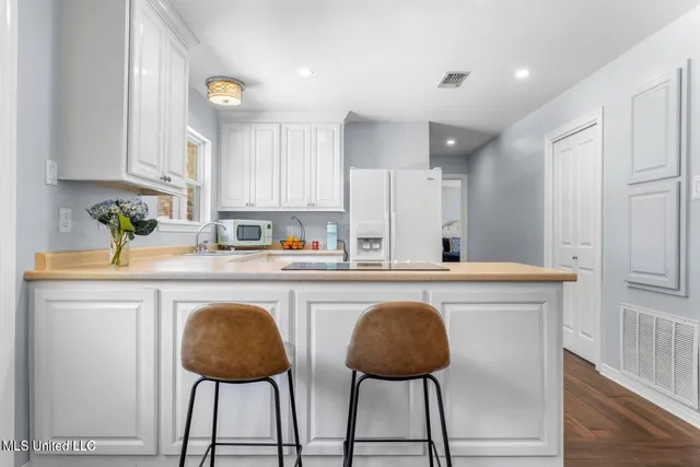 $1,845 | 2 Villa Cove Drive, Gulfport, MS 39507