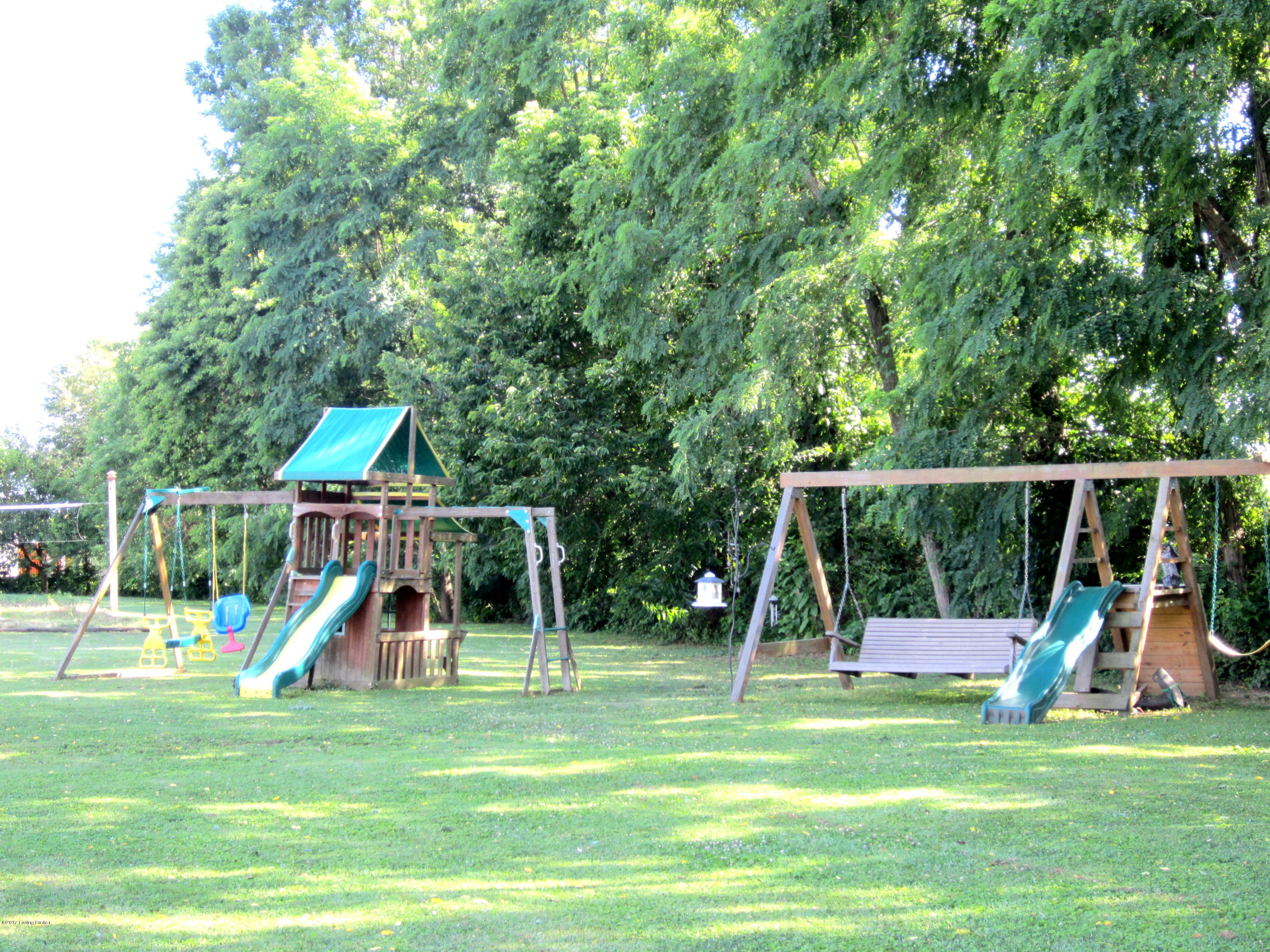 5123 Cane Run Road Louisville, KY 40216 - Photo 36 of 45 cane run swing set