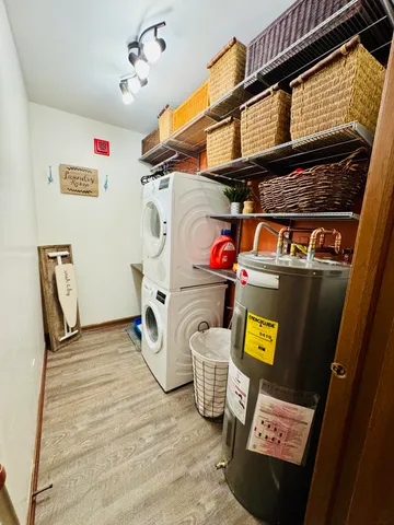 $200,000 | 7209 57th Avenue, Unit 202, Kenosha, WI 53142