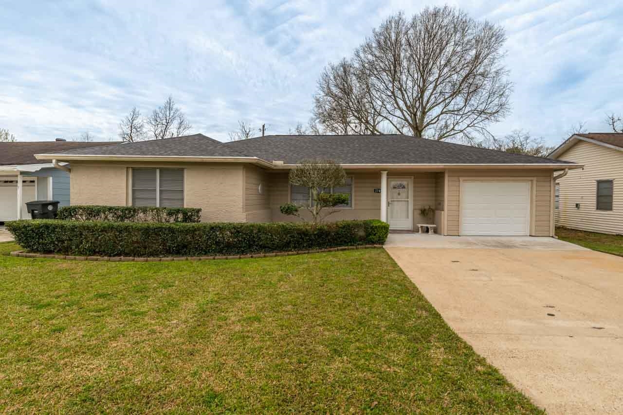 2749 Rose Groves Groves, TX 77619 - Photo 1 of 1