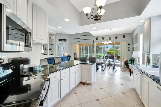 $689,900 | 3008 Ellice Way, Naples, FL 34119