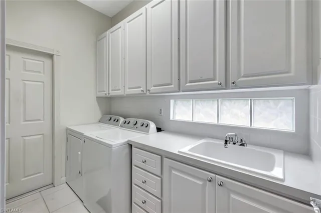 $689,900 | 3008 Ellice Way, Naples, FL 34119