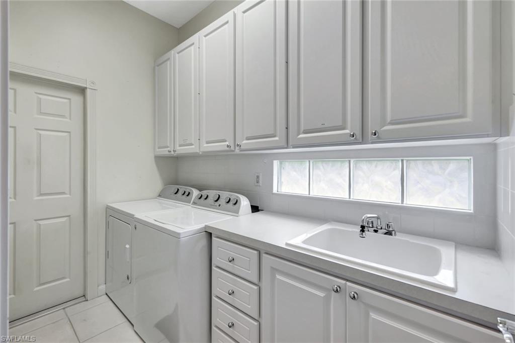 3008 Ellice Way Naples, FL 34119 - Photo 25 of 41