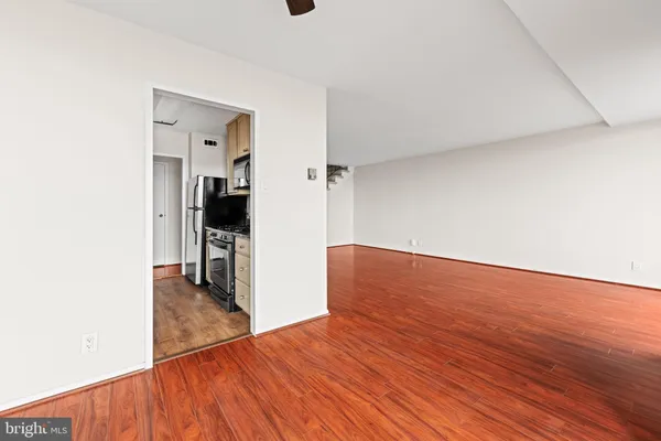 $384,900 | 301 North Beauregard Street, Unit 604, Alexandria, VA 22312