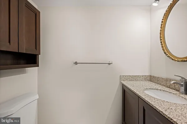 $384,900 | 301 North Beauregard Street, Unit 604, Alexandria, VA 22312