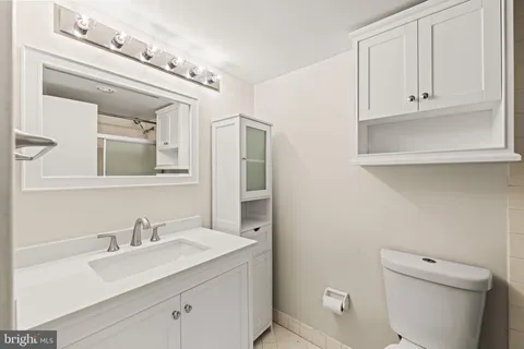 $384,900 | 301 North Beauregard Street, Unit 604, Alexandria, VA 22312