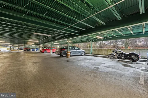 $384,900 | 301 North Beauregard Street, Unit 604, Alexandria, VA 22312